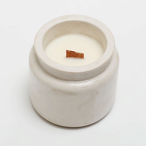 Свеча AROMATERIA Свеча из соевого воска в гипсовом стакане Пинаколада ароматы для дома aromateria ароматическая свеча ведьмак