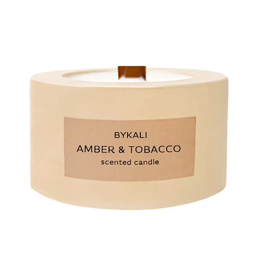 Свеча BYKALI Свеча ароматическая Амбра и Табак с деревянным фитилем в камне свеча ароматическая aromawax амбра и табак 120 мл