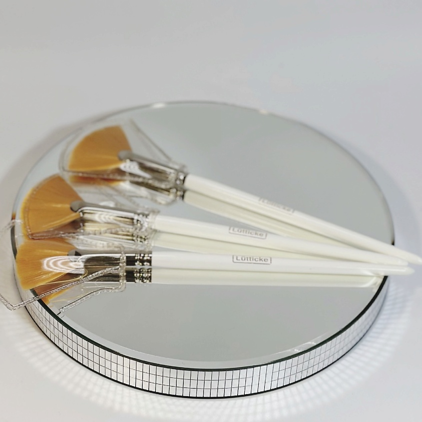 Изображение товара Кисть для нанесения косметики Laufwunder веерная комплект 3 шт