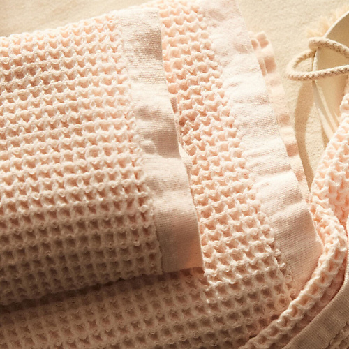 

ZARA HOME Хлопковое банное полотенце вафельной вязки 50 x 90, Хлопковое банное полотенце вафельной вязки 50 x 90