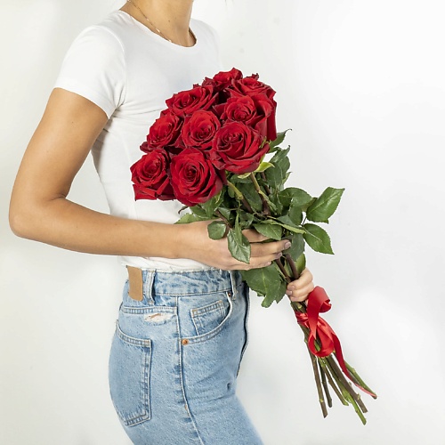 Букет живых цветов ЛЭТУАЛЬ FLOWERS Букет из высоких красных роз Эквадор 9 шт. (70 см)