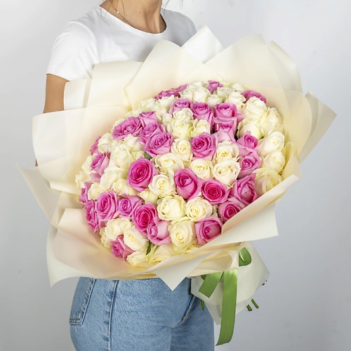 ЛЭТУАЛЬ FLOWERS Букет из белых и розовых роз Россия 101 шт. (40 см) благотворительная россия
