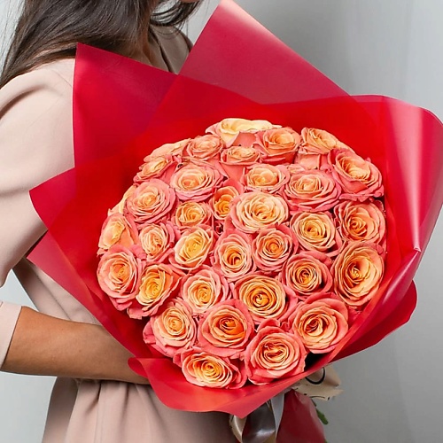 Букет живых цветов ЛЭТУАЛЬ FLOWERS Букет из персиковых роз 35 шт. (40 см)
