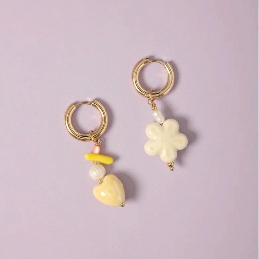 Изображение товара VELTOM Серьги с ромашкой, Желтый