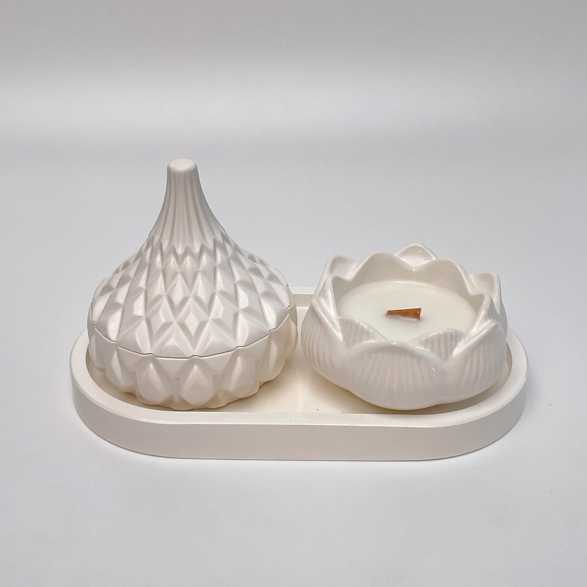 Изображение товара SIMVOLASTRO Набор интерьерных ароматических свечей Удовое дерево, Белый