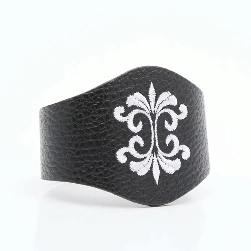 Изображение товара Женский браслет из натуральной кожи черный с украшением 16,5/19,5 см