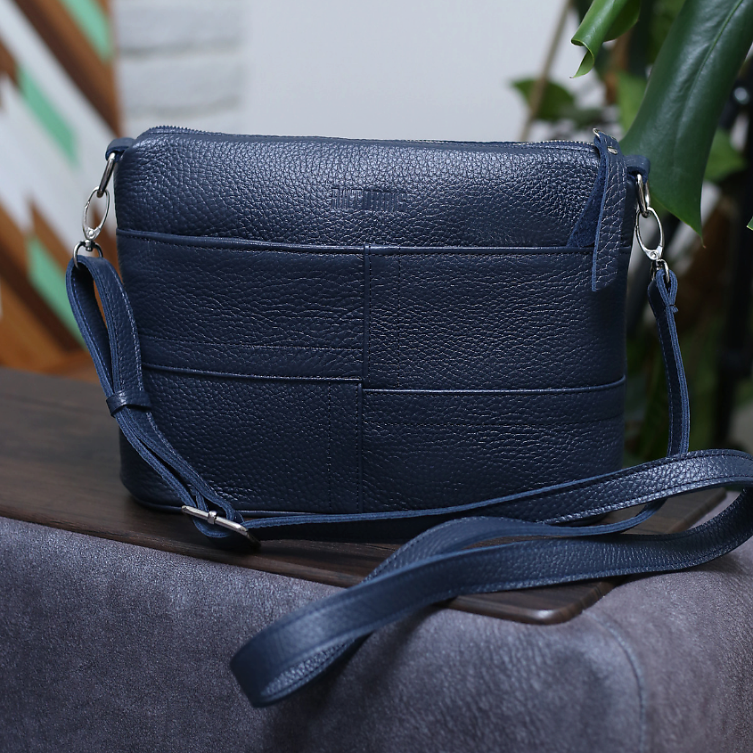 Изображение товара Сумка женская кросс-боди AKTORRIS из натуральной кожи