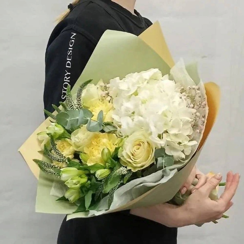 Изображение товара VORNIKOV BOUQUETS Букет цветов Прекрасное начало, Гортензия (1 шт.), роза (3 шт.), диантус сортовой (3 шт.), Вероника (3 шт.), альстромерия (3 шт.), гипсофила (1 шт.), писташ, эвкалипт, упаковка дизайнерская. Инструкция по уходу за букетом