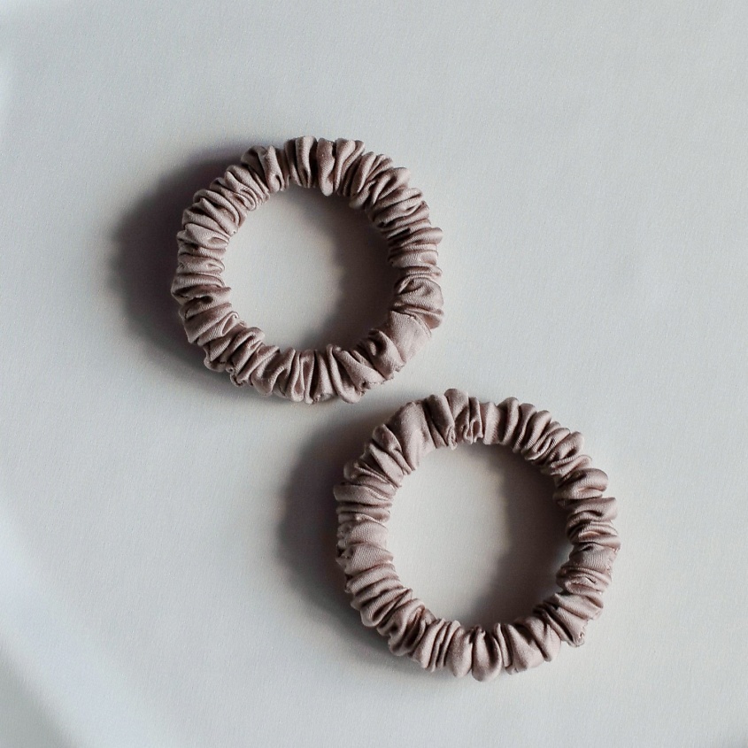 Изображение товара Набор из 2 резинок для волос из тенселя 8 HORAS OF SILK Dark Sand