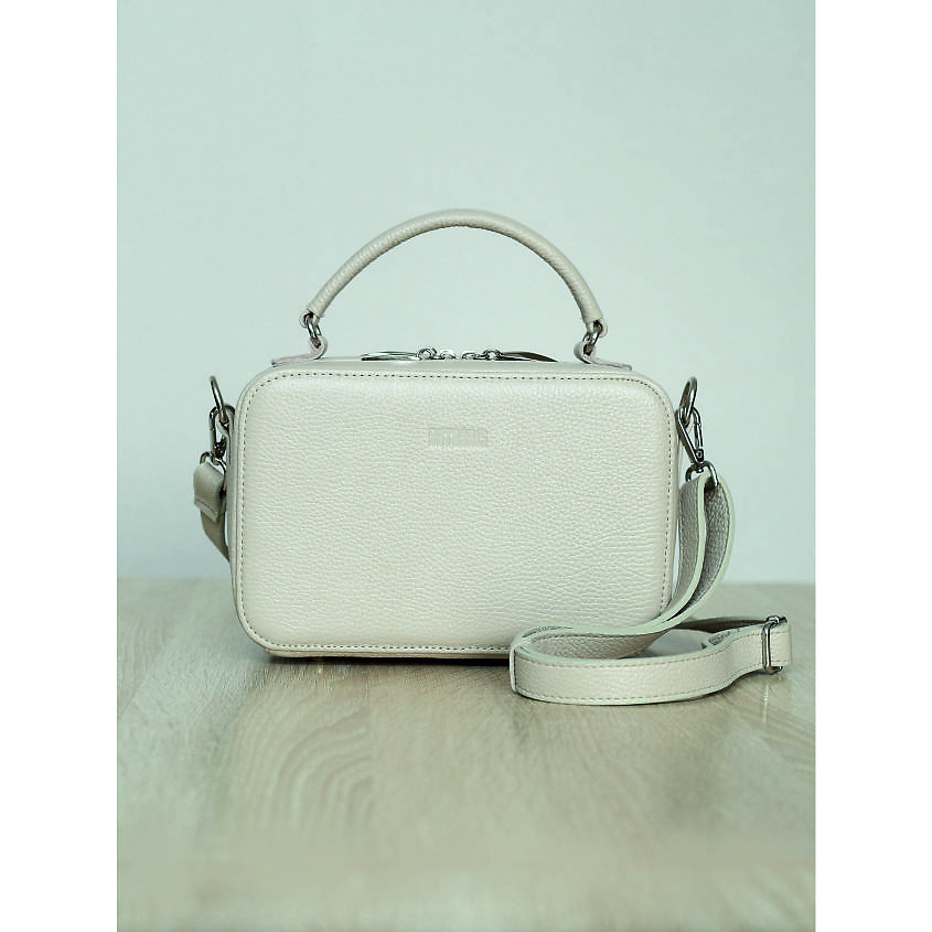 Изображение товара Сумка женская через плечо AKTORRIS из натуральной кожи черного цвета