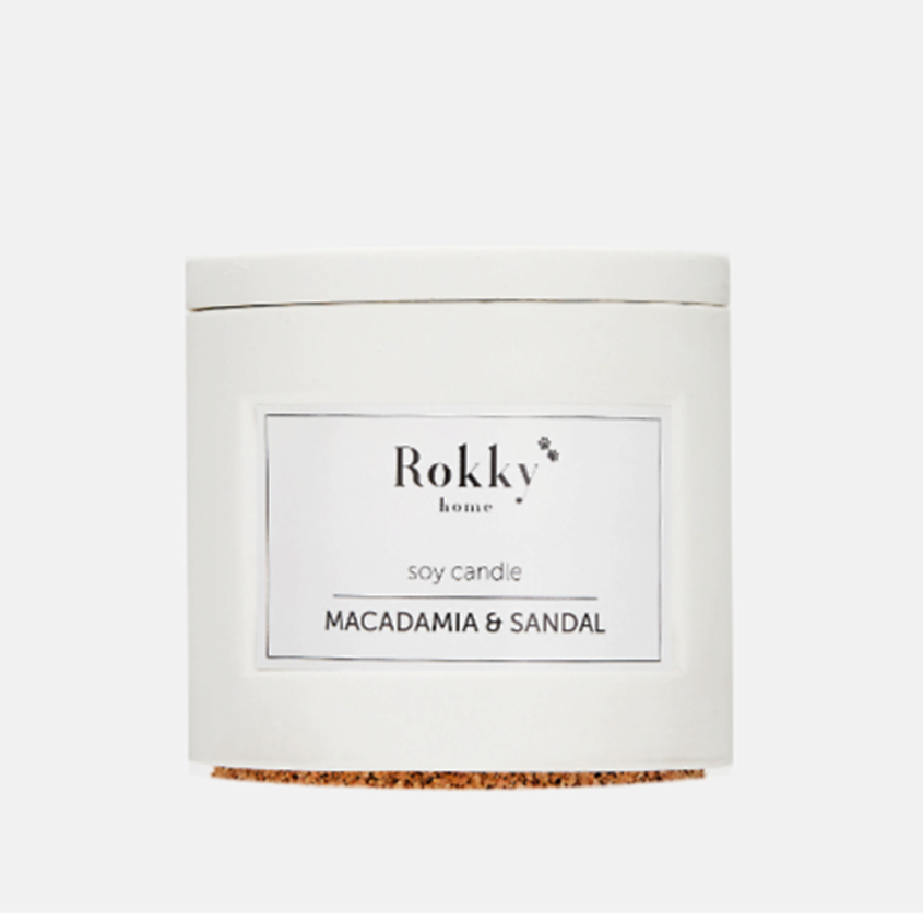Изображение товара Ароматическая свеча ROKKYHOME Макадамия&Сандал 125 мл с деревянным фитилем