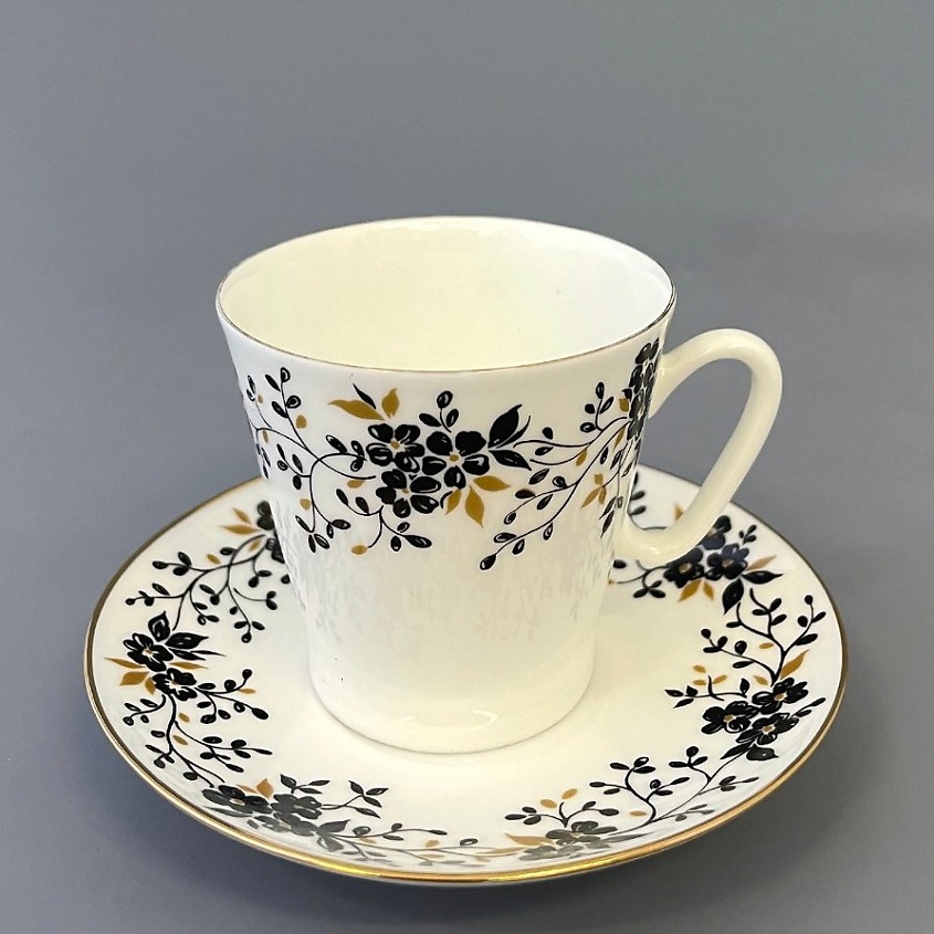 Изображение товара Чашка с блюдцем для эспрессо Тонкие веточки Императорский фарфоровый завод 80 мл