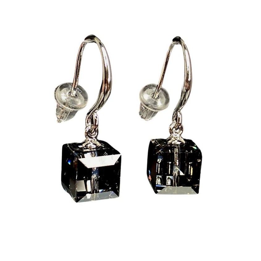 Изображение товара AMANTE CRYSTAL Серьги Kora 7mm silver night, Серый