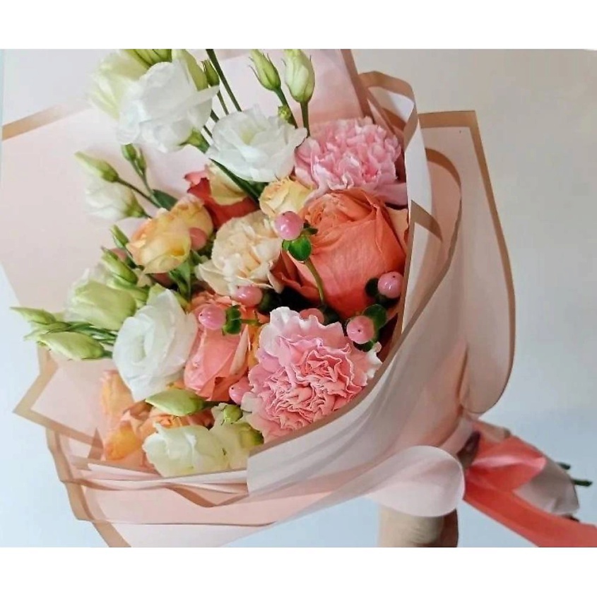 Изображение товара Букет с Эустомой Мотылек и розами пионовидными от VORNIKOV BOUQUETS