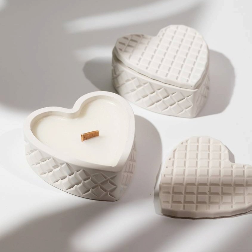 Изображение товара ТЕПЛО PRO FOR YOUR HOME WITH LOVE... Свеча ароматическая "СЕРДЦЕ", 35 мл