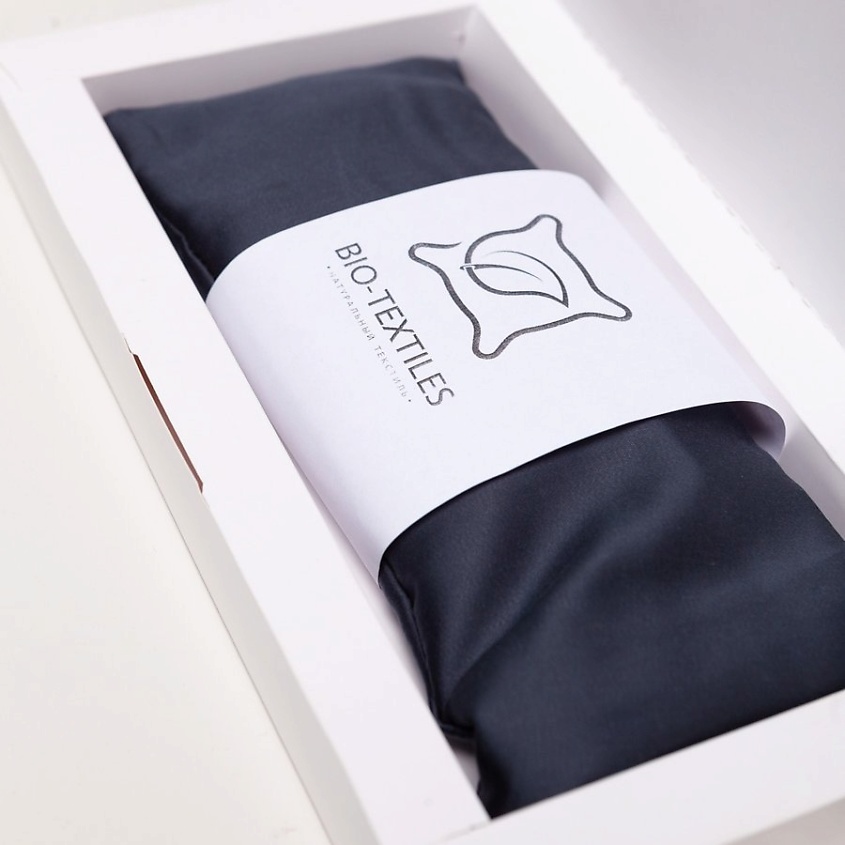 Изображение товара BIO TEXTILES Маска - накладка для глаз Йога MEDITATION с семенем льна и лавандой, Цвет - маренго, серо-синий