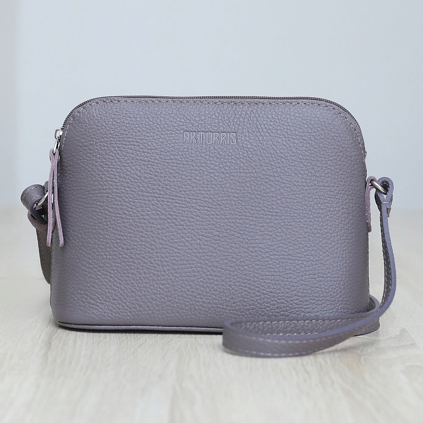 Изображение товара Женская сумка кросс-боди из натуральной кожи AKTORRIS, стильный аксессуар