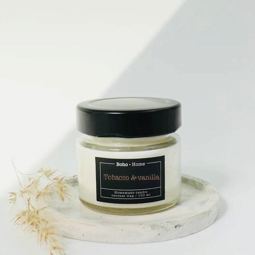 Изображение товара Ароматическая свеча Boho Home с ароматом Табак и ваниль, 100 мл