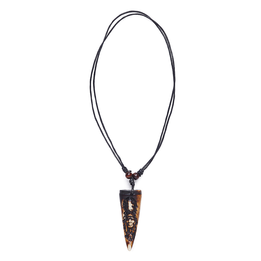 Изображение товара Кулон на шнурке Отважный Джеронимо из натуральных материалов