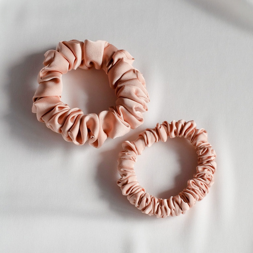 Изображение товара Набор из 2 шелковых резинок для волос средняя и узкая 8 HORAS OF SILK