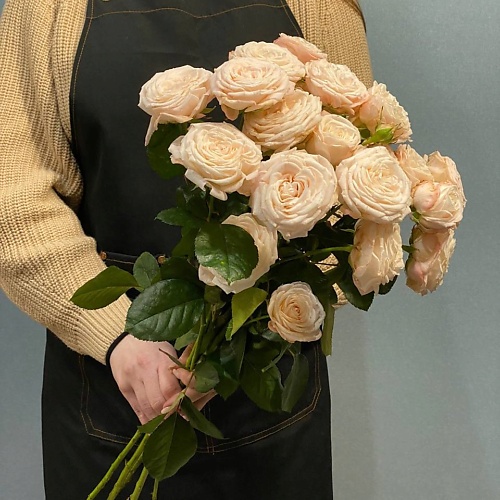 

АЗАЛИЯ FLOWER PUB Букет кустовых роз, Букет кустовых роз