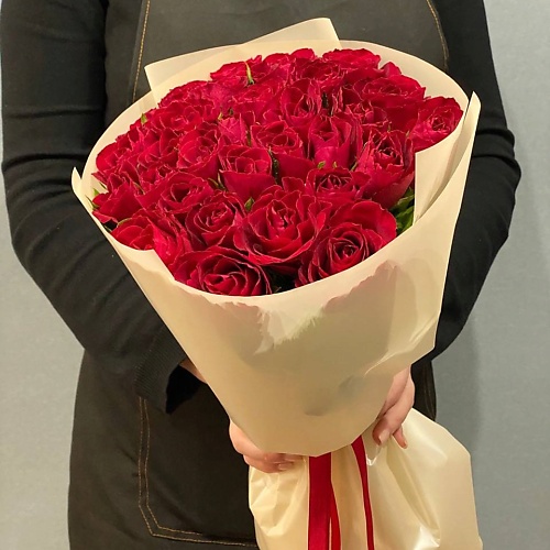 АЗАЛИЯ FLOWER PUB Букет из 31 роз из Кении 3450₽