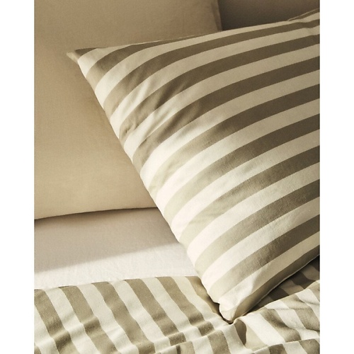 

ZARA HOME Полосатая наволочка из хлопка и льна 60 x 60, Полосатая наволочка из хлопка и льна 60 x 60