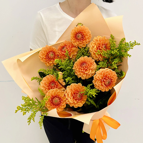 

ЛЭТУАЛЬ FLOWERS Букет из георгин и солидаго, Букет из георгин и солидаго