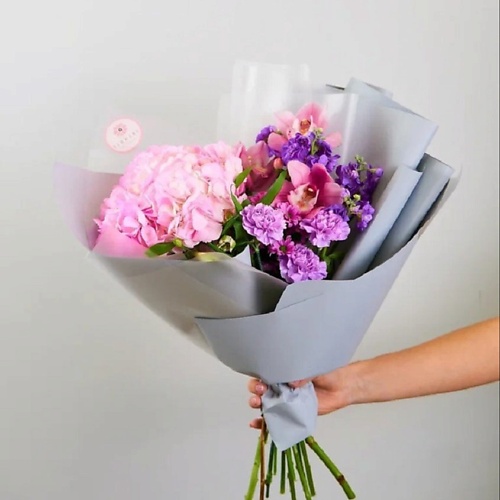 

FLOWERY Композиция "Розовый махаон M", Композиция "Розовый махаон M"
