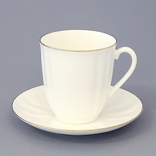 

ИМПЕРАТОРСКИЙ ФАРФОРОВЫЙ ЗАВОД Чашка с блюдцем кофейная "Золотой кантик", Чашка с блюдцем кофейная "Золотой кантик"