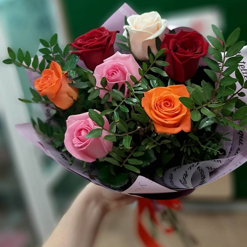 РОЗЫ УРАЛА Букет экспресс из разноцветных роз купить по низким ценам в ...