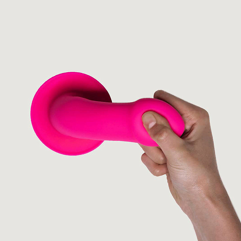 Есегінде дилдо бар айналады Есегінде дилдо бар айналады