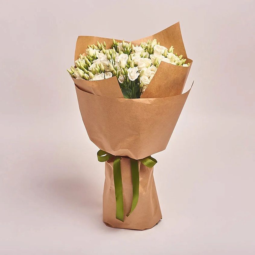 Изображение товара AZALIANOW ЦВЕТЫ. ПОДАРКИ. ДЕКОР Букет из 15 белых лизиантусов в крафт-бумаге, Букеты и композиции из живых цветов могут на несколько тонов отличаться от изображений. Часть цвета искажается в зависимости от настроек экрана.