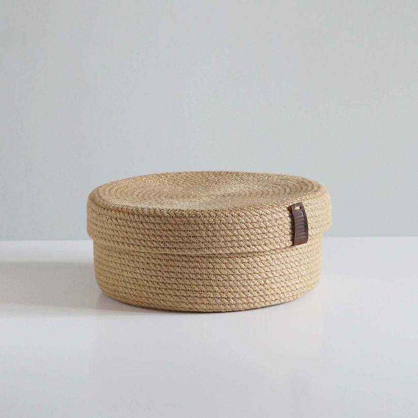 Изображение товара Плетеная корзина для хранения с крышкой ПОЛЕ 25*10 см бежевый