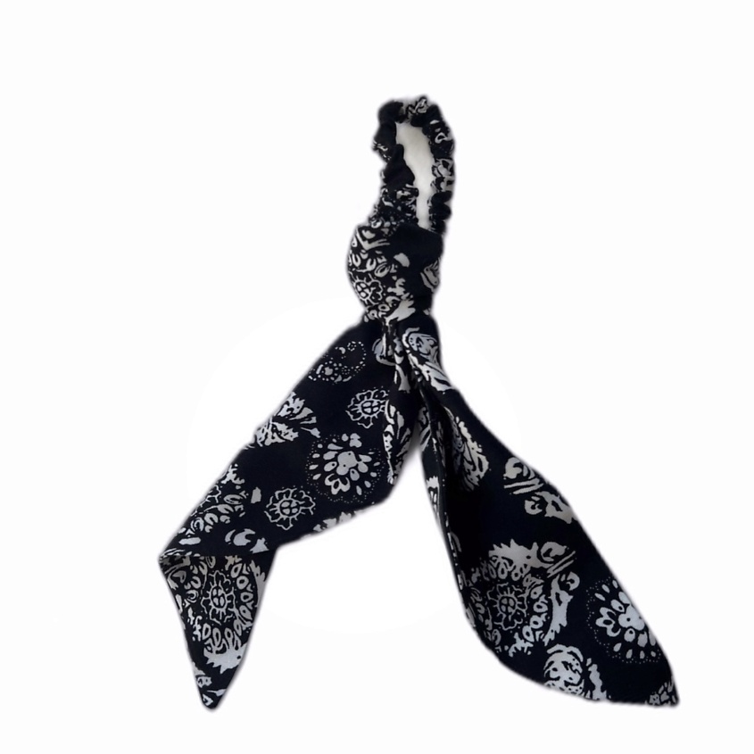 Изображение товара Резинка для волос Rafinad огурцы на черном из итальянского хлопка, женский аксессуар