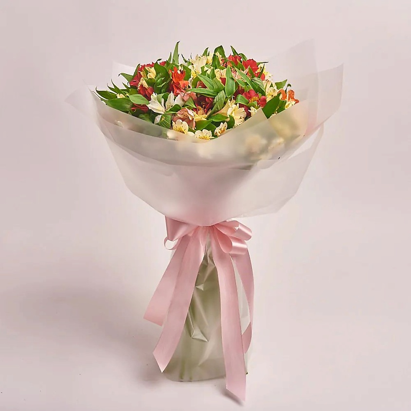 Изображение товара AZALIANOW ЦВЕТЫ. ПОДАРКИ. ДЕКОР Букет из 25 разноцветных альстромерий в нежной упаковке, Букеты и композиции из живых цветов могут на несколько тонов отличаться от изображений. Часть цвета искажается в зависимости от настроек экрана.