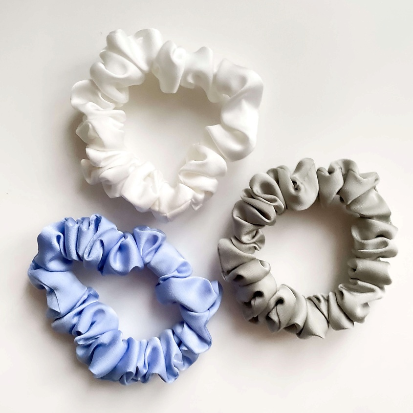 Изображение товара Набор из 3 узких резинок для волос из искусственного шелка 8 HORAS of silk небесный цвет