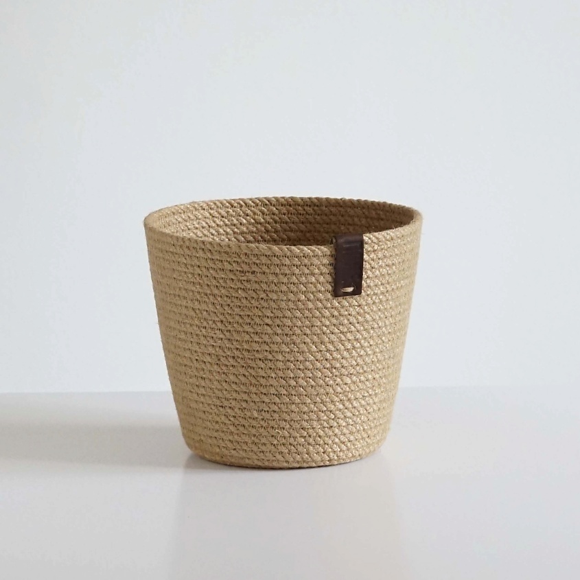 Изображение товара Плетеная корзина для растений средняя бежевый джут экологичная ручная работа