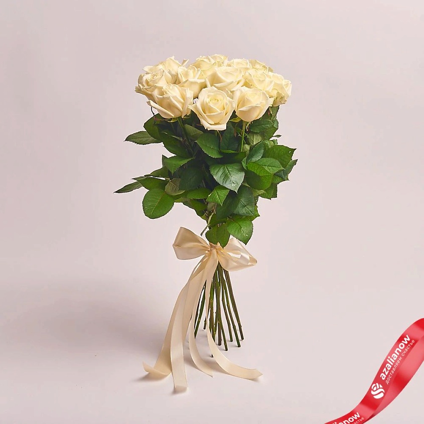 Изображение товара AZALIANOW ЦВЕТЫ. ПОДАРКИ. ДЕКОР Букет из 15 белых роз 40 см, Букеты и композиции из живых цветов могут на несколько тонов отличаться от изображений. Часть цвета искажается в зависимости от настроек экрана.