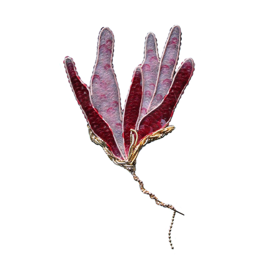 Изображение товара Ручная брошь Акварилл красного цвета из итальянских пайеток