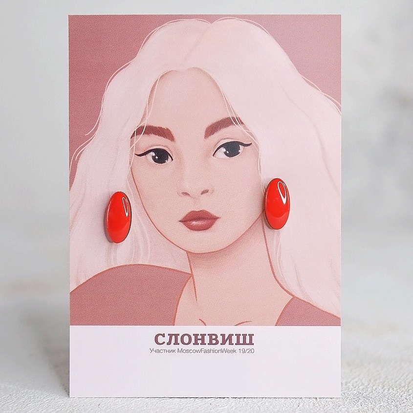 Изображение товара СЛОНВИШ Middle oval white Серьги овальные белые, цвет: Красный