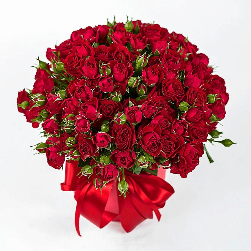 Изображение товара Букет из 19 красных кустовых роз в стильной коробке с подарками