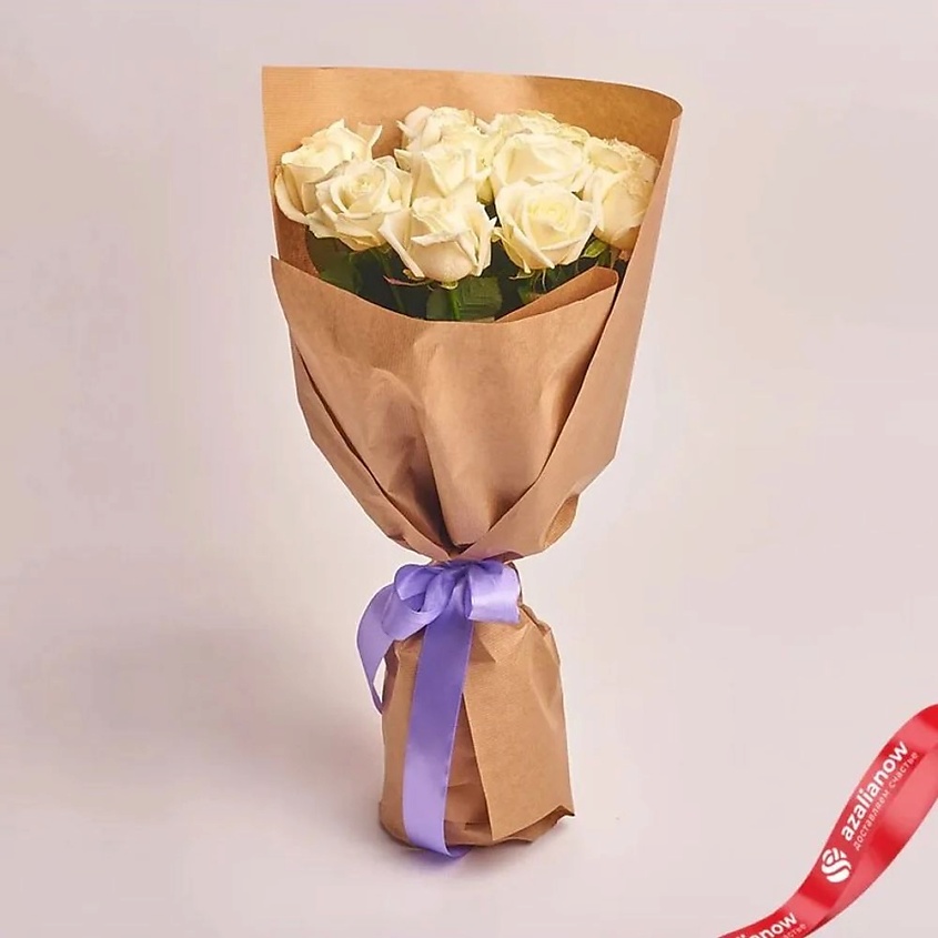 Изображение товара AZALIANOW ЦВЕТЫ. ПОДАРКИ. ДЕКОР Букет из 15 белых роз 50 см, Букеты и композиции из живых цветов могут на несколько тонов отличаться от изображений. Часть цвета искажается в зависимости от настроек экрана.