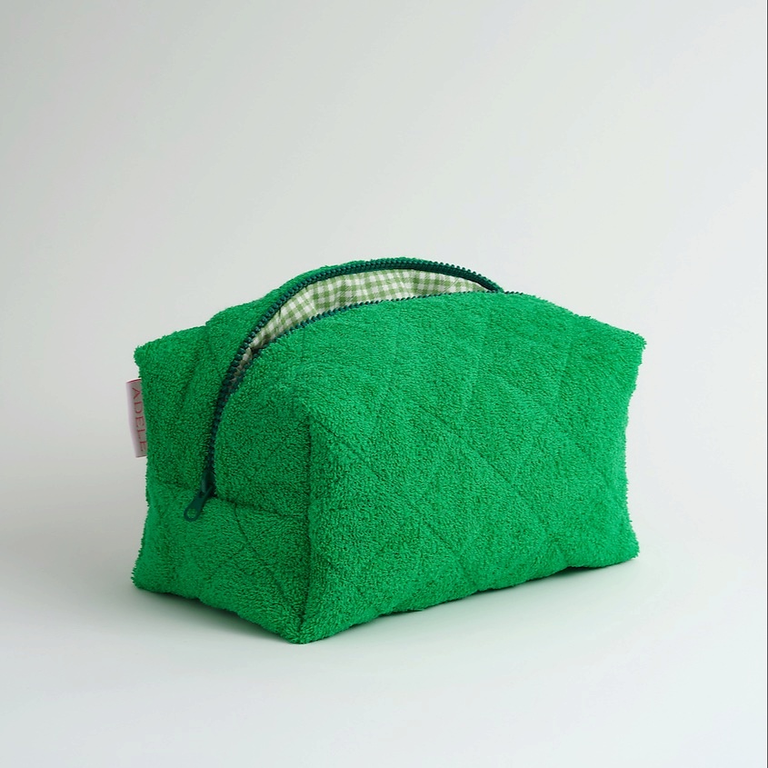 Изображение товара ADELE FOR YOU Косметичка махровая, Зеленый