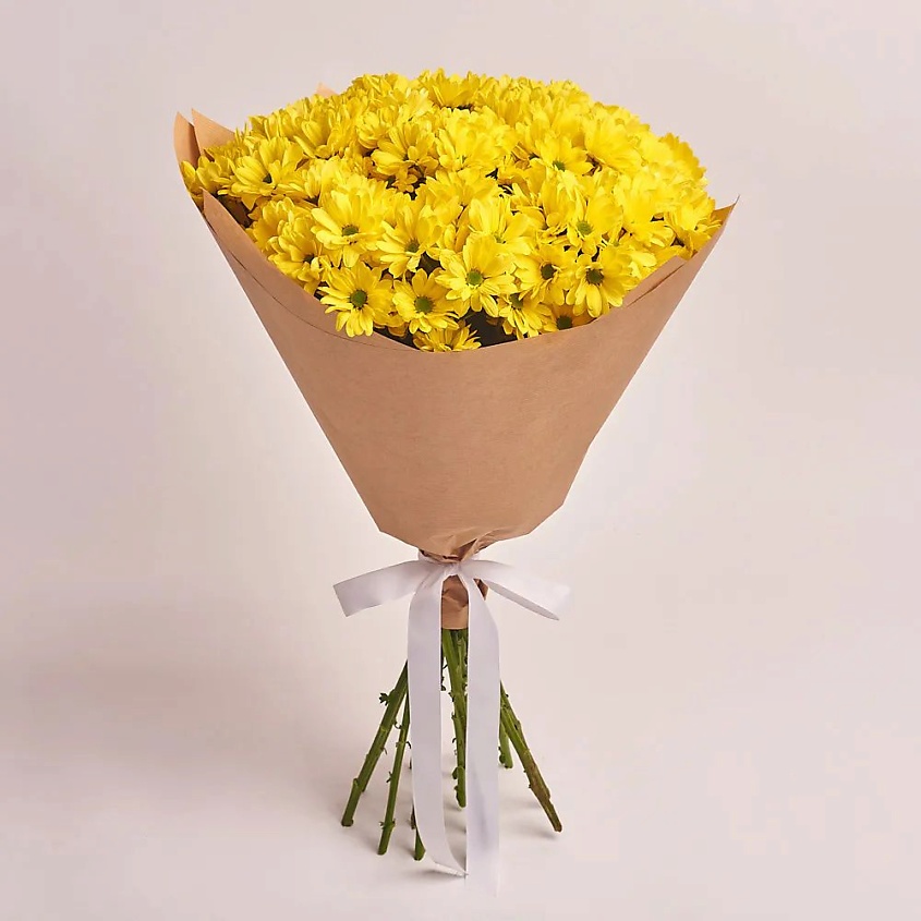 Изображение товара AZALIANOW ЦВЕТЫ. ПОДАРКИ. ДЕКОР Букет из 15 кустовых желтых хризантем ромашек в крафт-бумаге, Букеты и композиции из живых цветов могут на несколько тонов отличаться от изображений. Часть цвета искажается в зависимости от настроек экрана.