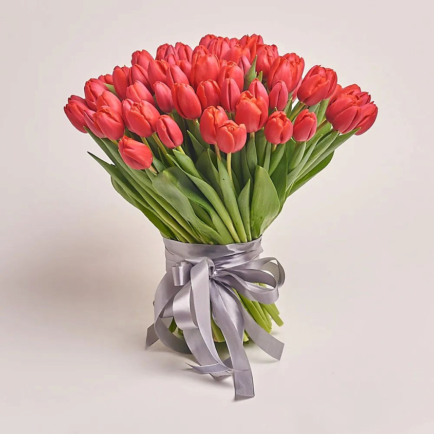 Изображение товара AZALIANOW ЦВЕТЫ. ПОДАРКИ. ДЕКОР Букет из 101 тюльпана красного цвета, Букеты и композиции из живых цветов могут на несколько тонов отличаться от изображений. Часть цвета искажается в зависимости от настроек экрана.