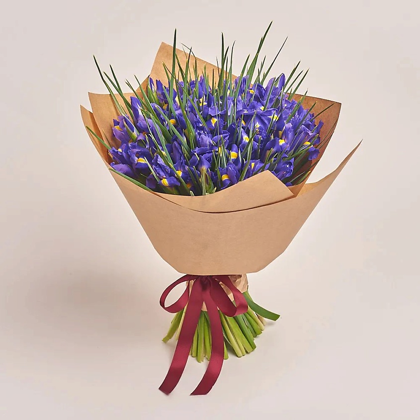 Изображение товара Яркий букет из 51 ириса с фиолетовым цветом для особых случаев