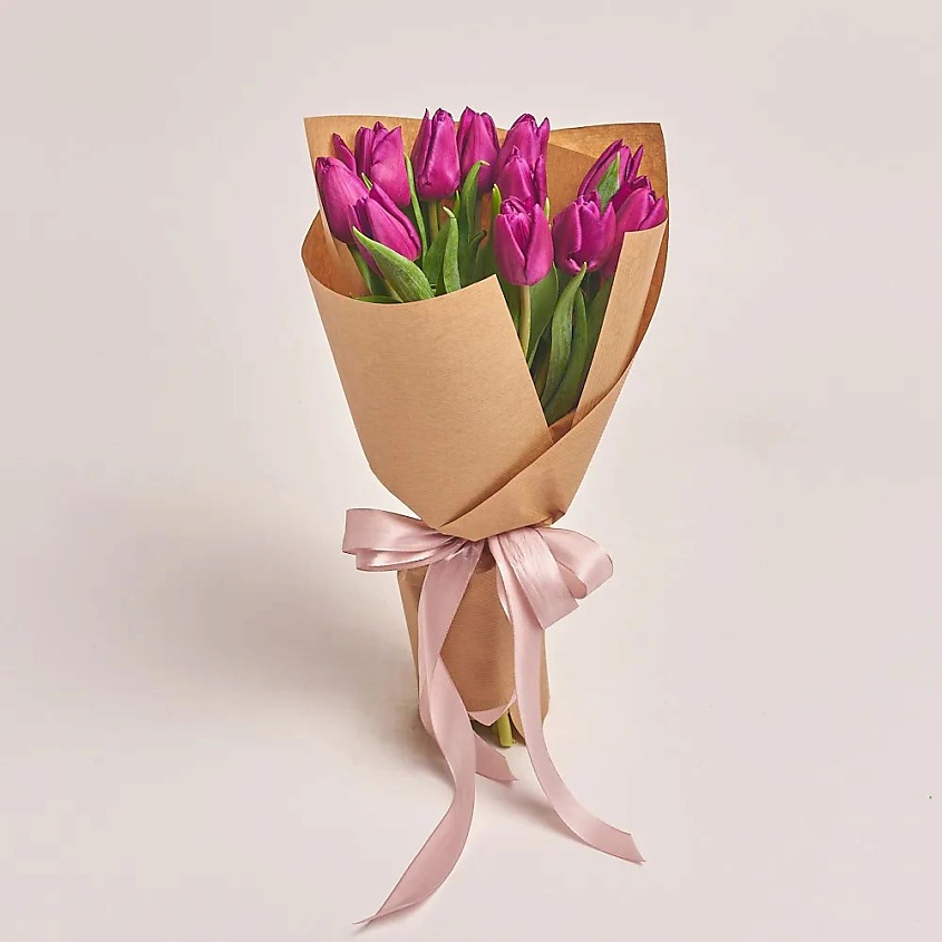 Изображение товара AZALIANOW ЦВЕТЫ. ПОДАРКИ. ДЕКОР Букет из 11 фиолетовых тюльпанов, Букеты и композиции из живых цветов могут на несколько тонов отличаться от изображений. Часть цвета искажается в зависимости от настроек экрана.