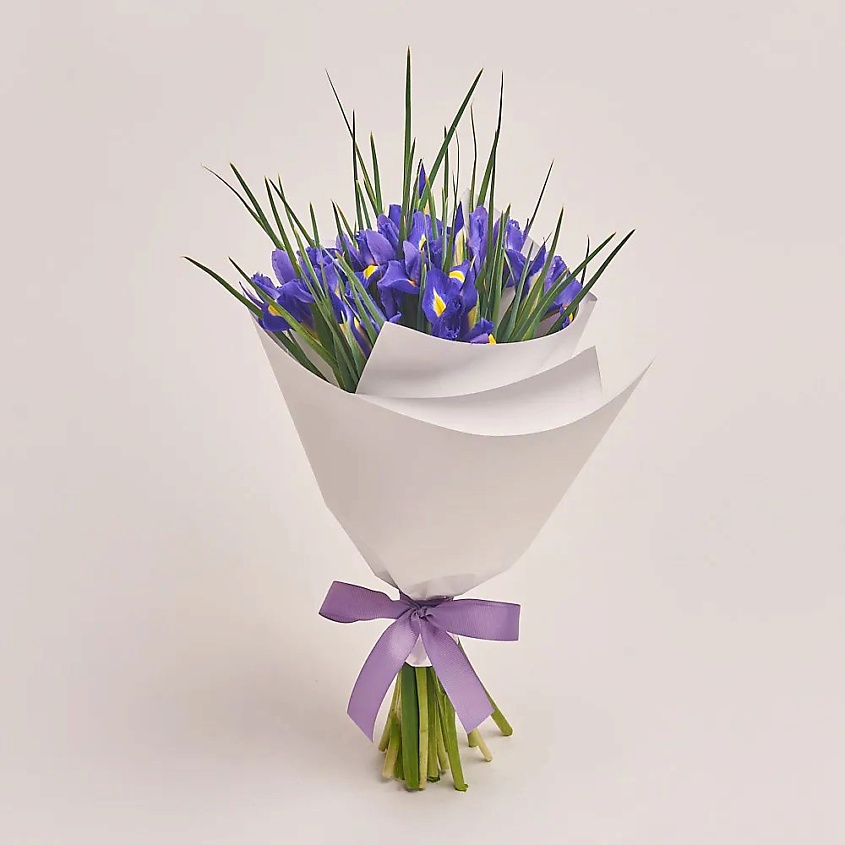 Изображение товара Букет из 15 ирисов с доставкой. Стильный подарок для торжеств