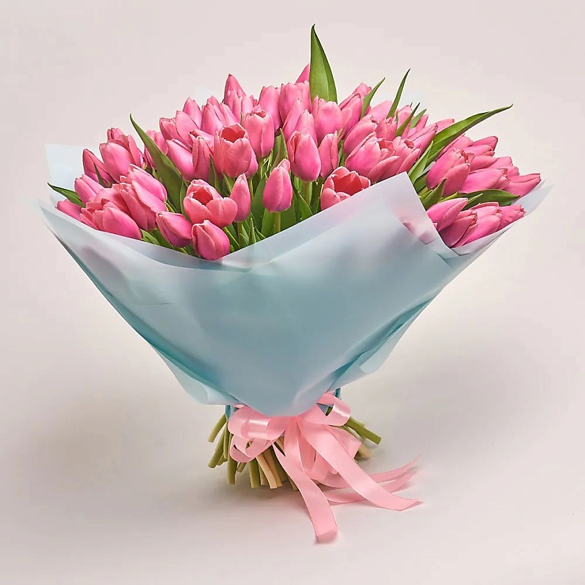 Изображение товара AZALIANOW ЦВЕТЫ. ПОДАРКИ. ДЕКОР Букет из 101 розового тюльпана в пленке, Букеты и композиции из живых цветов могут на несколько тонов отличаться от изображений. Часть цвета искажается в зависимости от настроек экрана.